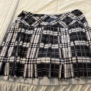 So cute! Black and white plaid tennis skirt.
